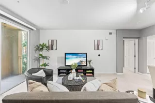 Photo #3: ML82010080 Listing