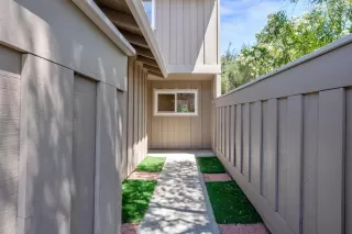 Photo #5: ML82010087 Listing 