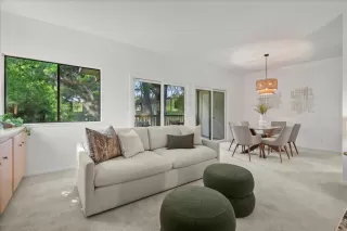 Photo #3: ML82010090 Listing 