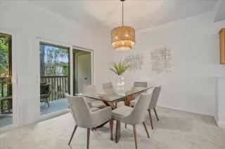 Photo #5: ML82010090 Listing 