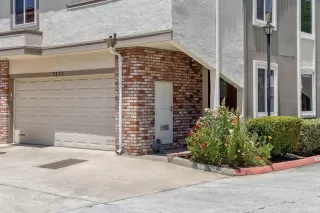 Photo #2: ML82010137 Listing