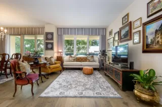 Photo #5: ML82010200 Listing 