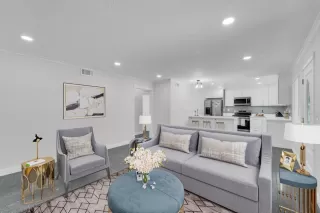 Photo #4: ML82010217 Listing