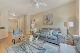 Photo #4: ML82010247 Listing