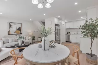 Photo #4: ML82010279 Listing 