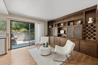 Photo #2: ML82010280 Listing 