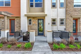 Photo #4: ML82010285 Listing 