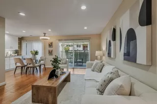 Photo #6: ML82010386 Listing 