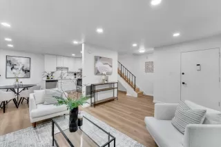 Photo #4: ML82010448 Listing