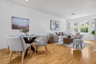 Photo #5: ML82010485 Listing 