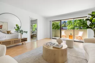 Photo #6: ML82010489 Listing 