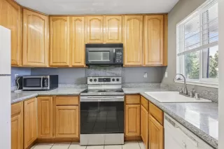 Photo #6: ML82010504 Listing 