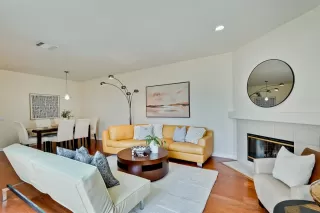 Photo #5: ML82010616 Listing 