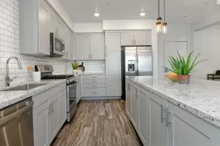 Photo #4: ML82010682 Listing