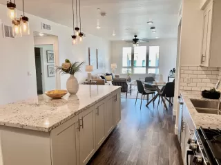 Photo #5: ML82010682 Listing