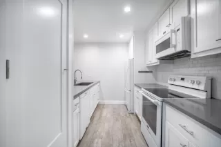 Photo #4: ML82010721 Listing 