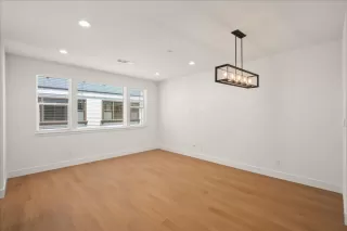 Photo #3: ML82010742 Listing 