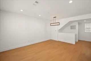 Photo #4: ML82010742 Listing 