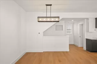 Photo #5: ML82010742 Listing 