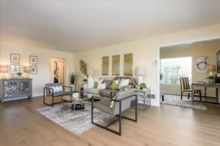 Photo #5: ML82010852 Listing 