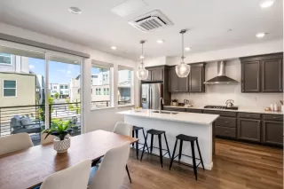 Photo #3: ML82010872 Listing