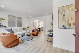 Photo #4: ML82010912 Listing