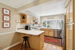 Photo #6: ML82010941 Listing 