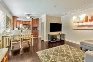 Photo #3: ML82010955 Listing 