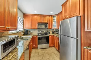 Photo #4: ML82010955 Listing 