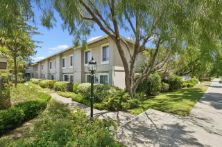 Photo #2: ML82010979 Listing 