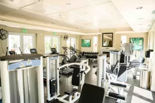 Photo #5: ML82010992 Listing