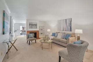 Photo #6: ML82011011 Listing