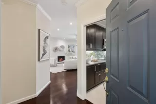 Photo #6: ML82011014 Listing