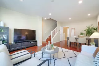 Photo #4: ML82011063 Listing 