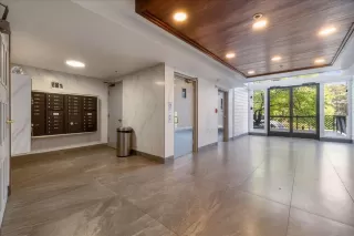 Photo #4: ML82011121 Listing 