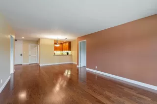 Photo #4: ML82011136 Listing