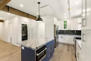 Photo #4: ML82011138 Listing 