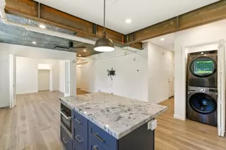 Photo #6: ML82011138 Listing 