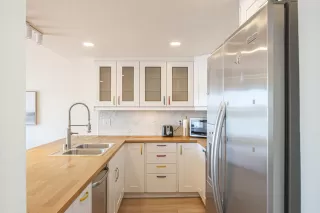 Photo #4: ML82011300 Listing 