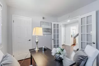 Photo #6: ML82011306 Listing 