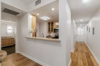 Photo #4: ML82011383 Listing