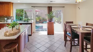 Photo #6: ML82011394 Listing