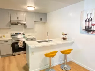 Photo #5: ML82011398 Listing 