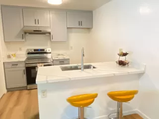 Photo #6: ML82011398 Listing 