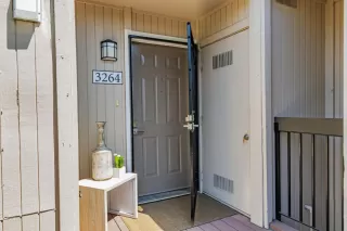 Photo #5: ML82011415 Listing 