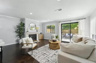 Photo #5: ML82011431 Listing