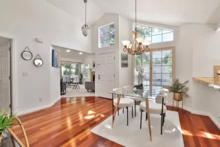 Photo #5: ML82011615 Listing 