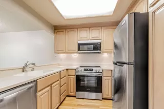 Photo #5: ML82011668 Listing 