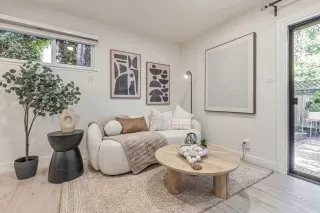 Photo #4: ML82011709 Listing 