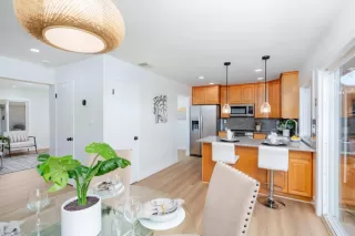 Photo #6: ML82011717 Listing 